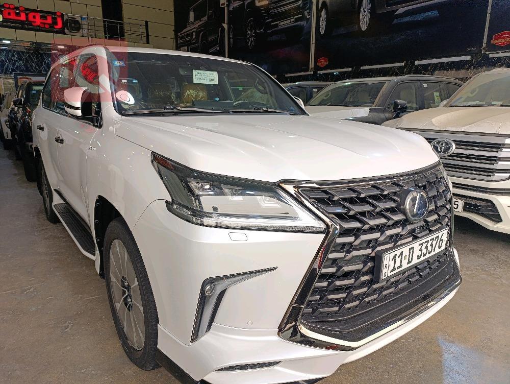 Lexus LX
